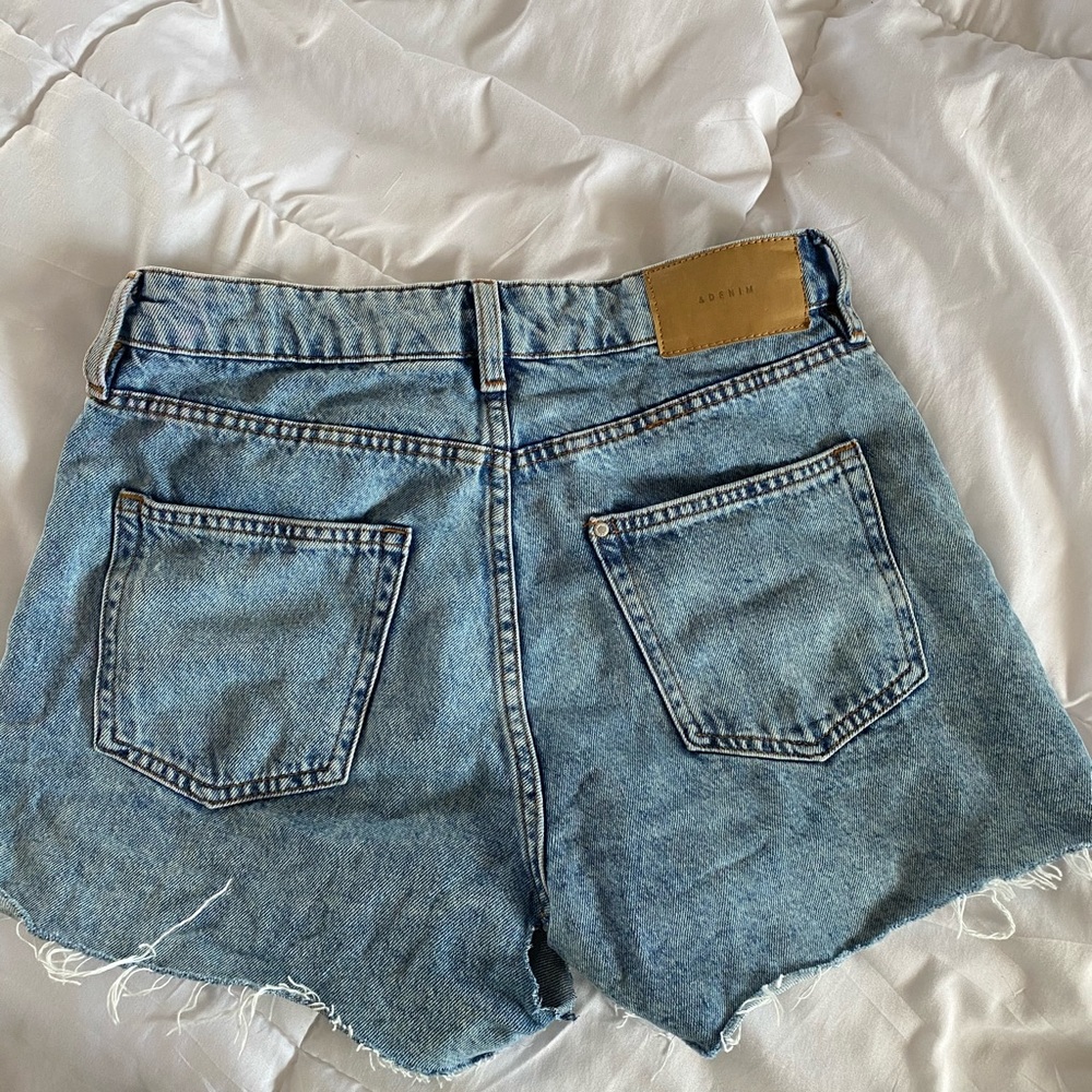 H&M denim shorts